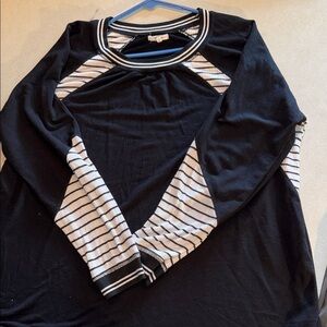 Maurice’s size 2 Black and White Striped Women's Top